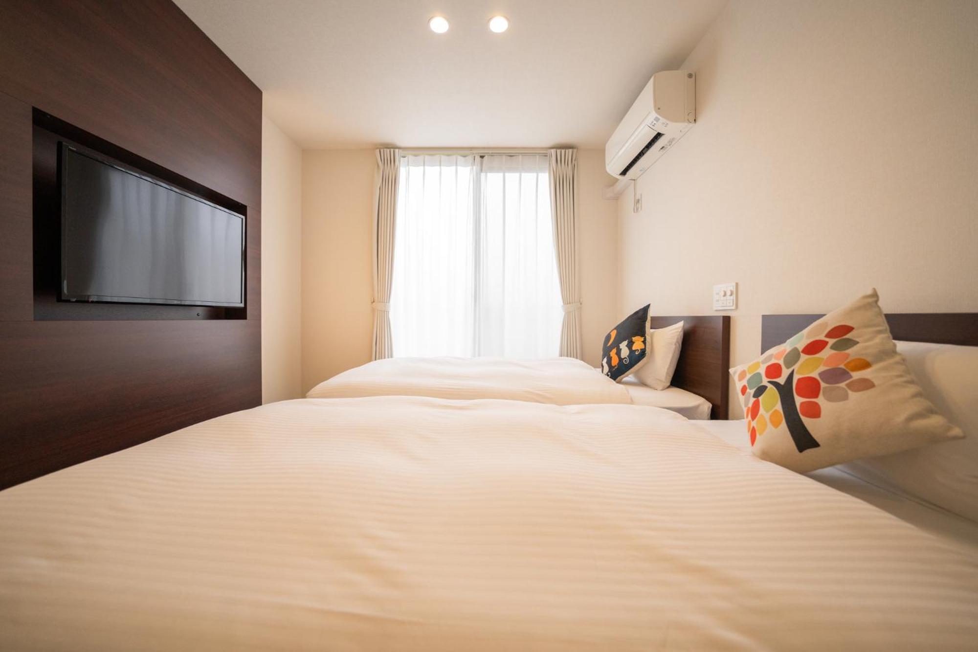 Home Inn Kujo Kawaramachi Киото Экстерьер фото
