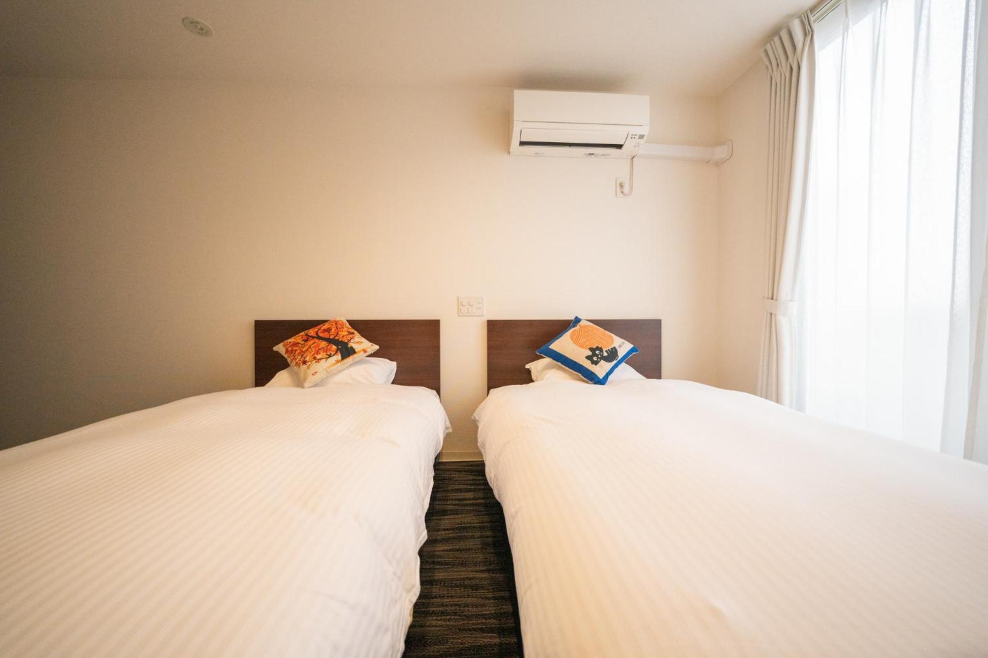 Home Inn Kujo Kawaramachi Киото Экстерьер фото