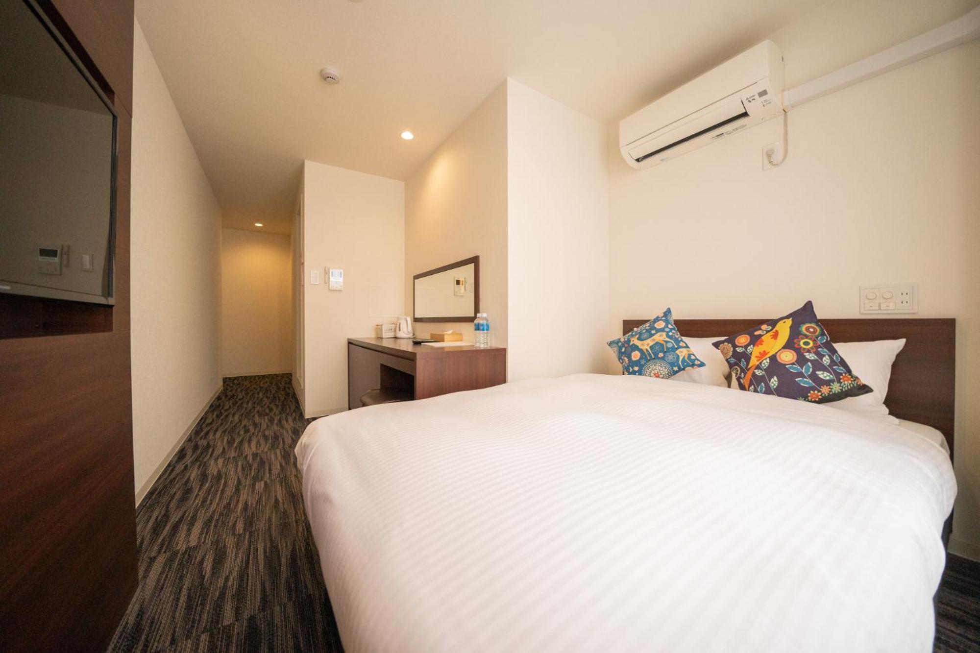 Home Inn Kujo Kawaramachi Киото Экстерьер фото